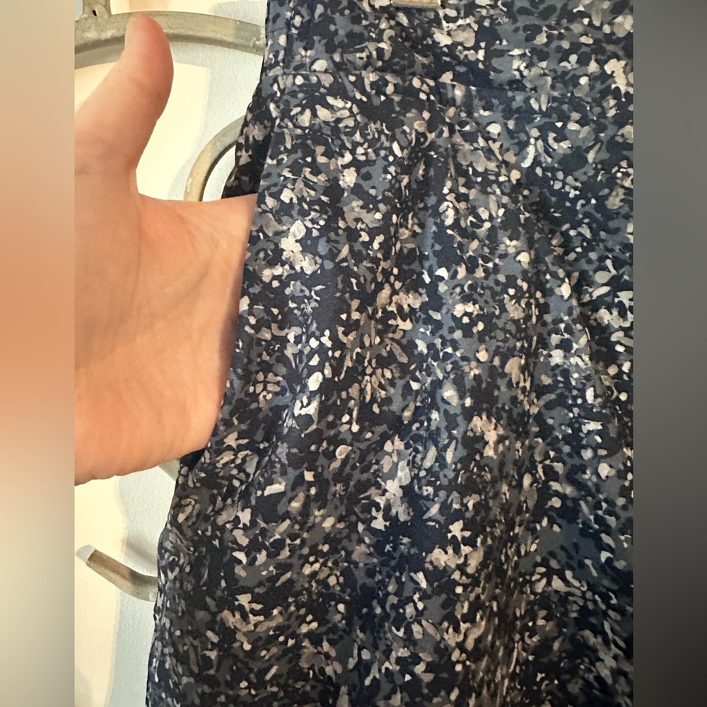 Athleta Printed Midtown Skort Blue Gray Speckled Print Size 8 - Picture 5 of 10